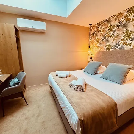 Hotel Domaine De Suzel & 4*