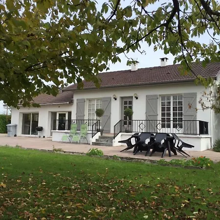 Domaine De Suzel & 4*