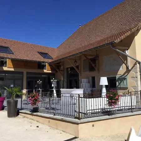 Domaine De Suzel & Hotel Vignieu