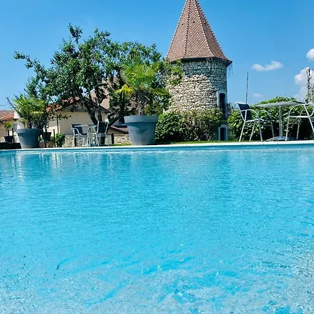 Domaine De Suzel Hotel 4*