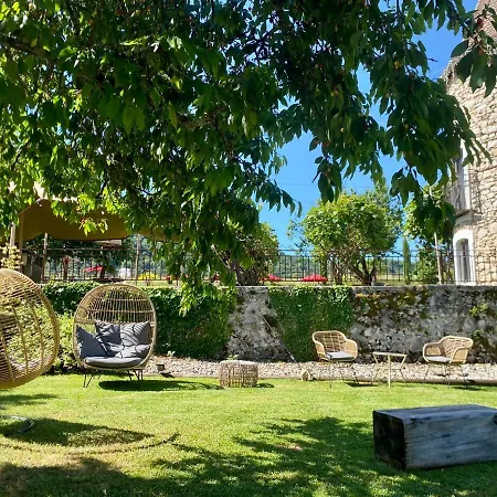 Domaine De Suzel & Hotell