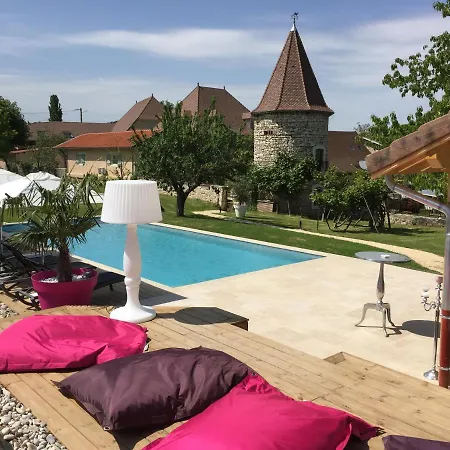 Domaine De Suzel 4*