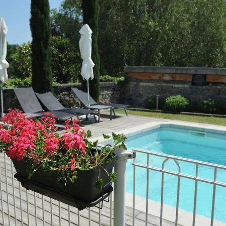Domaine De Suzel 4*