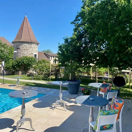 Domaine De Suzel & فندق Vignieu